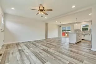 8 Colony Wy, Kittery, ME 03904 - Photo 4