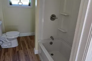 131 Mechanic Falls Rd, Oxford, ME 04270 - Photo 16