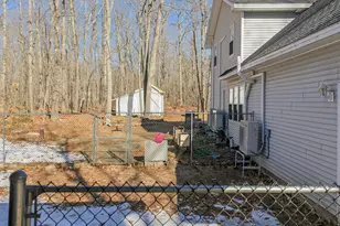 589 King St, Oxford, ME 04270 - Photo 12