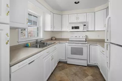 29 Hampton Glen Drive #10, Kennebunk, ME 04043 - Photo 8