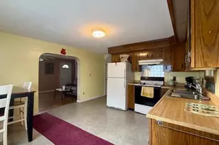 156 Pleasant Ave, Madawaska, ME 04756 - Photo 14