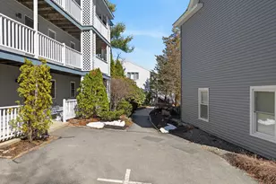 60 Pine Hill Rd S, York, ME 03902 - Photo 4