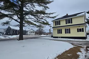 15 Bennett Dr, Caribou, ME 04736 - Photo 2