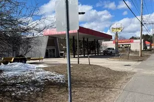 1115 Main St, Sanford, ME 04073 - Photo 1