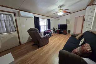 43 Main St, Roxbury, ME 04275 - Photo 4