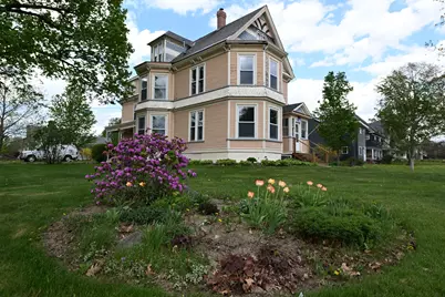 34 Pleasant Street, Houlton, ME 04730 - Photo 1