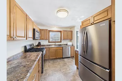 18 Booker Street, Thomaston, ME 04861 - Photo 12