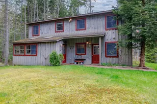 176 N Main St, Stonington, ME 04681 - Photo 22