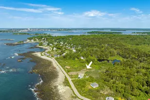 252 Seashore Ave, Portland, ME 04108 - Photo 2