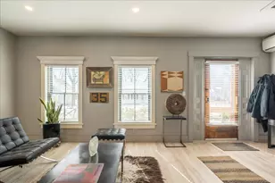 17 Mountain St, Camden, ME 04843 - Photo 12