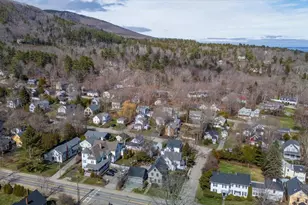 17 Mountain St, Camden, ME 04843 - Photo 10