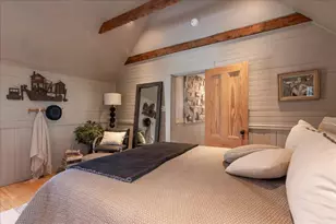 17 Mountain St, Camden, ME 04843 - Photo 32