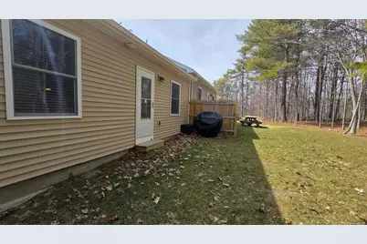 25 Village Circle #2, Augusta, ME 04330 - Photo 4