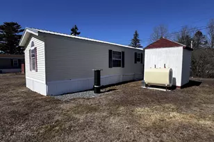 78 Harvey's Park, Skowhegan, ME 04976 - Photo 16
