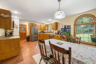 69 Cottage St, Hampden, ME 04444 - Photo 12