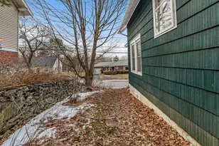 152 Lake St, Auburn, ME 04210 - Photo 36