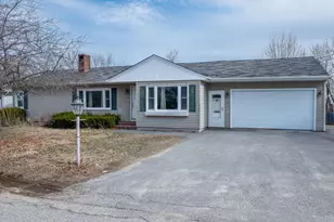 24 Highland Ave, Lewiston, ME 04240 - Photo 22