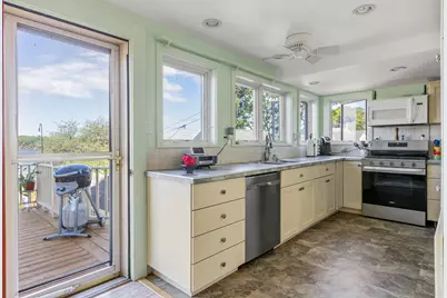 364 Island Avenue, Portland, ME 04108 - Photo 8