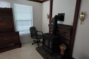 28 Maine Ave, Millinocket, ME 04462 - Photo 6
