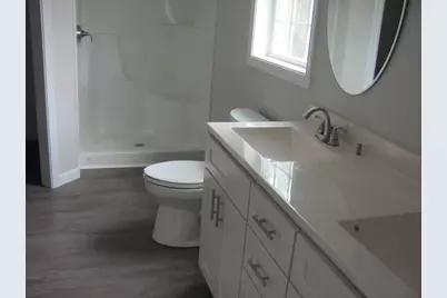 9 Wyatts Way, Oxford, ME 04270 - Photo 4