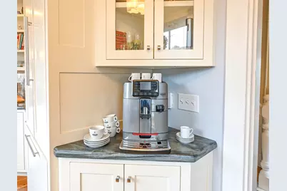 37 Carroll Street, Portland, ME 04102 - Photo 32
