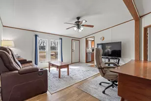 32 Boggs Farm Ln, Warren, ME 04864 - Photo 12