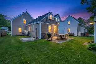 15 Wadsworth St, Thomaston, ME 04861 - Photo 2