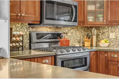 15 Wadsworth Street, Thomaston, ME 04861 - Photo 26