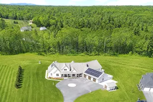 52 Green Acres Dr, Buxton, ME 04093 - Photo 10