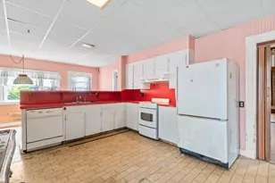 147 Talbot Ave, Rockland, ME 04841 - Photo 16