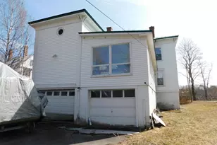 37 Elm St, Skowhegan, ME 04976 - Photo 6