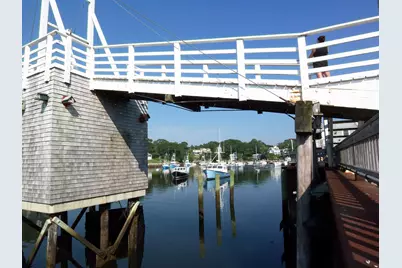 413 Shore Road, Ogunquit, ME 03907 - Photo 8