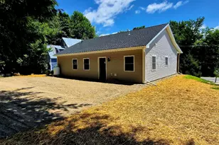 684 Main St, Wilton, ME 04294 - Photo 4