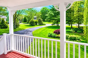 14 Eastfield Rd, Cape Elizabeth, ME 04107 - Photo 2