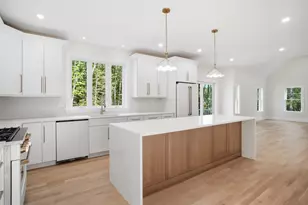 13 Kimball Ln Lot B, Kennebunk, ME 04043 - Photo 4