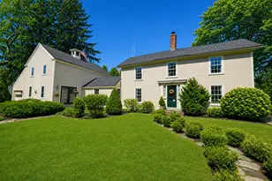 9 Summer St, Kennebunk, ME 04043 - Photo 1