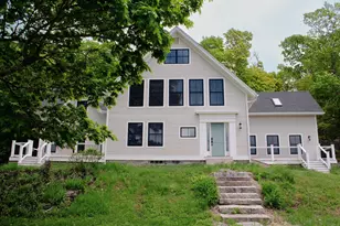 46 Atlantic Ave, Vinalhaven, ME 04863 - Photo 2