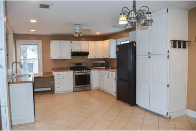 45 Elm Avenue, Augusta, ME 04330 - Photo 6