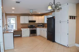 45 Elm Ave, Augusta, ME 04330 - Photo 6