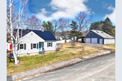 45 Elm Avenue, Augusta, ME 04330 - Photo 2