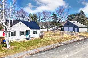 45 Elm Ave, Augusta, ME 04330 - Photo 2