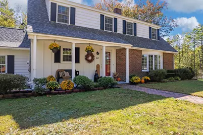 847 Middlesex Road, Topsham, ME 04086 - Photo 2