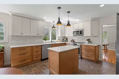 847 Middlesex Road, Topsham, ME 04086 - Photo 16