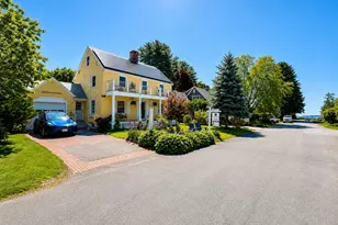 12 Reg Roc Rd, Falmouth, ME 04105 - Photo 2