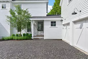 37 South St, Yarmouth, ME 04096 - Photo 2