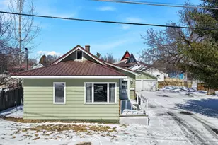 30 Washington St, Caribou, ME 04736 - Photo 6