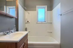 30 Washington St, Caribou, ME 04736 - Photo 16