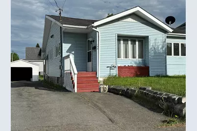 158 Pleasant Avenue, Madawaska, ME 04756 - Photo 2