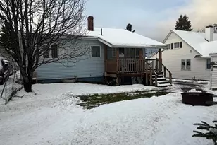 158 Pleasant Ave, Madawaska, ME 04756 - Photo 4