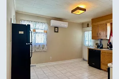 158 Pleasant Avenue, Madawaska, ME 04756 - Photo 10